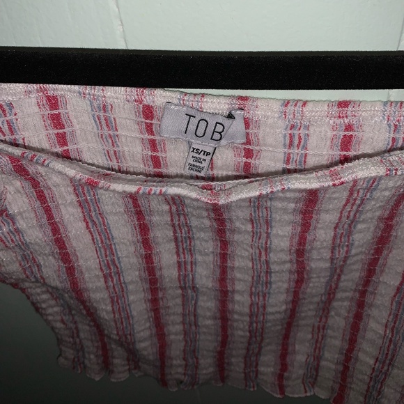 Tobi XS Striped crop top - Picture 4 of 5